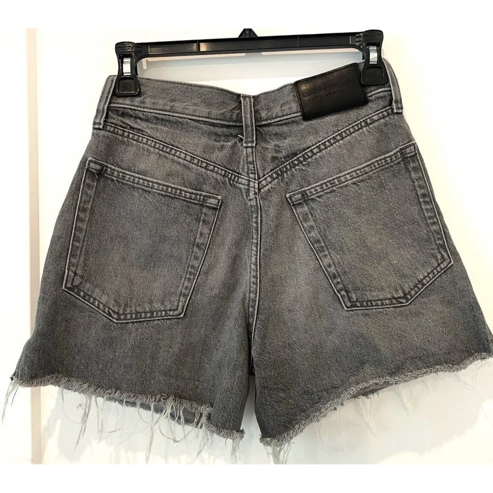 Lucky Brand Women’s Denim Jean Traveler Shorts Sz 0 Gray/Black Distress Frayed - Picture 3 of 14